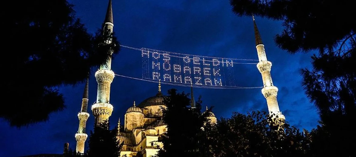 2026 Ramazan ayında İstanbul, Ankara ve İzmir'de iftar saatleri ne zaman?