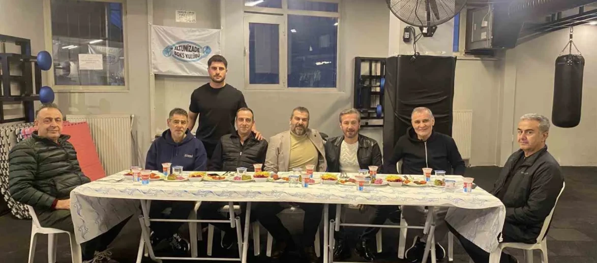 Altunizade Boks Kulübü Geleneksel İftar Programında Bir Araya Geldi