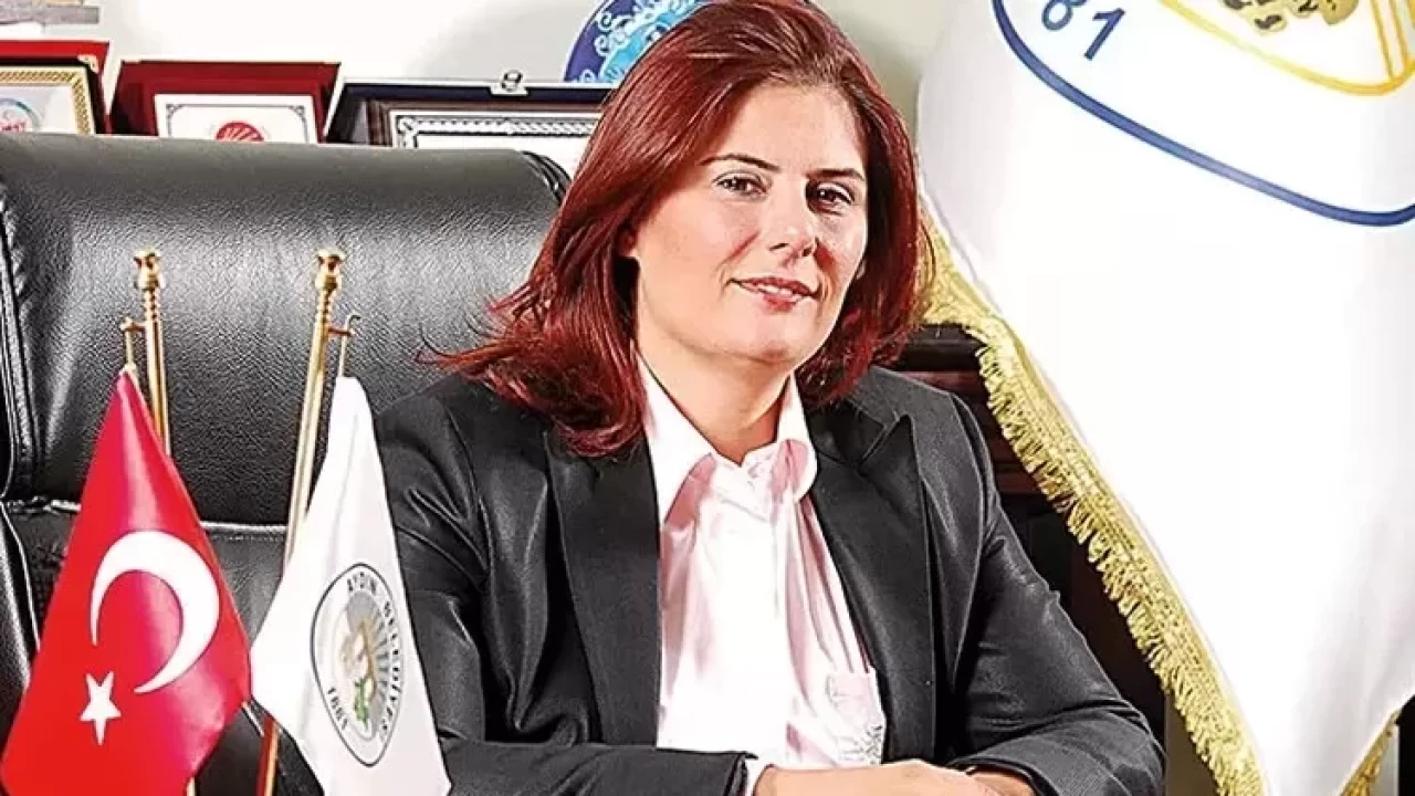 Özlem Çerçioğlu Kimdir? Aydın Büyükşehir Belediye Başkanı'nın Siyasi Kariyeri ve AK Parti İddiaları