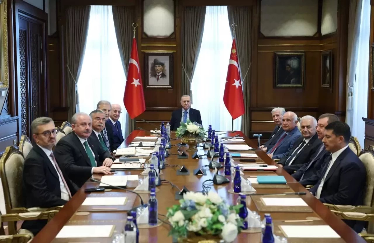 Cumhurbaşkanlığı YİK Toplantısı Külliye’de Gerçekleşti