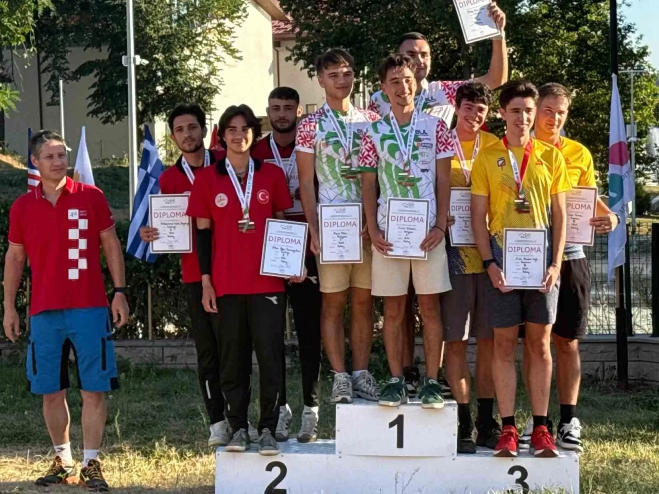 Düzceli Sporcular Güneydoğu Avrupa Oryantiring Şampiyonası’nda Başarı Elde Etti