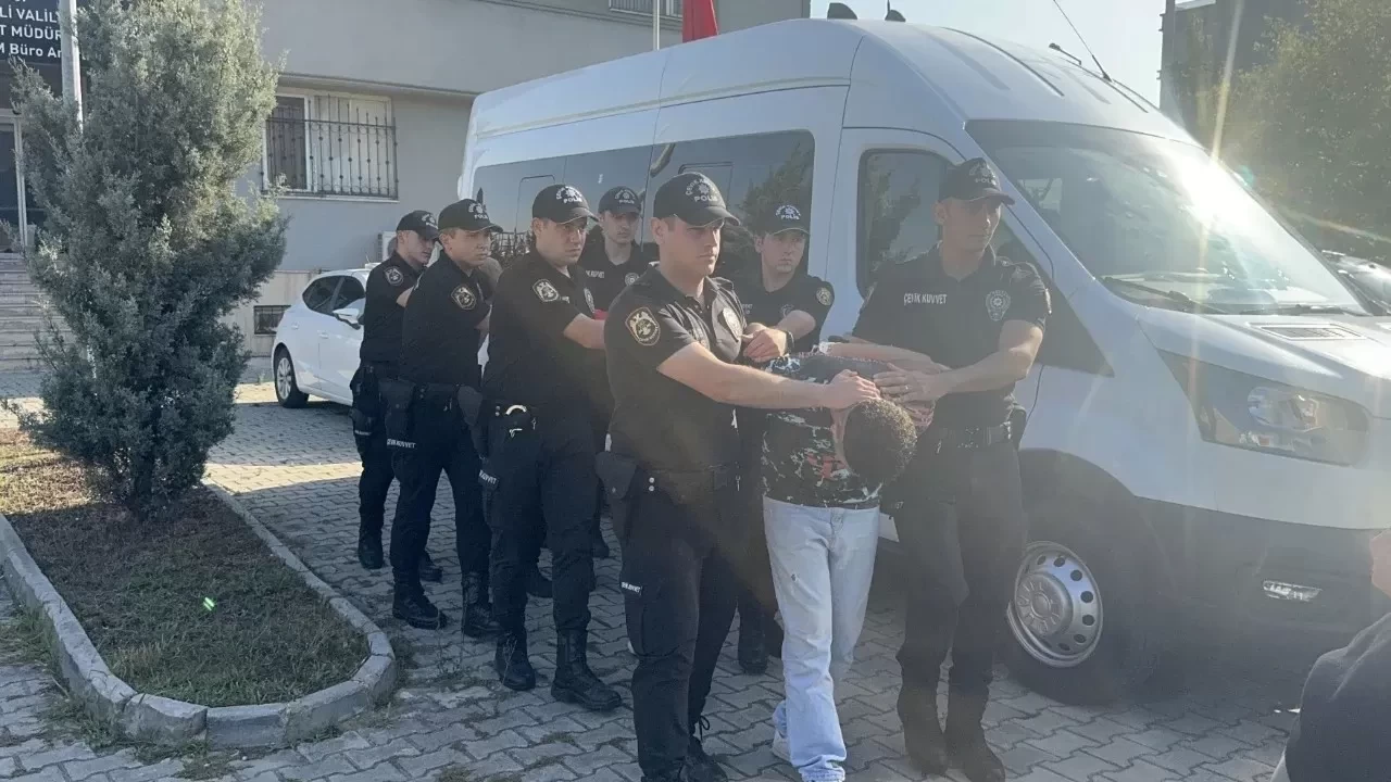 Kocaeli'de Bombalı Saldırı: Ercan Yılmaz Suç Örgütü ile Bağlantılı 7 Tutuklama