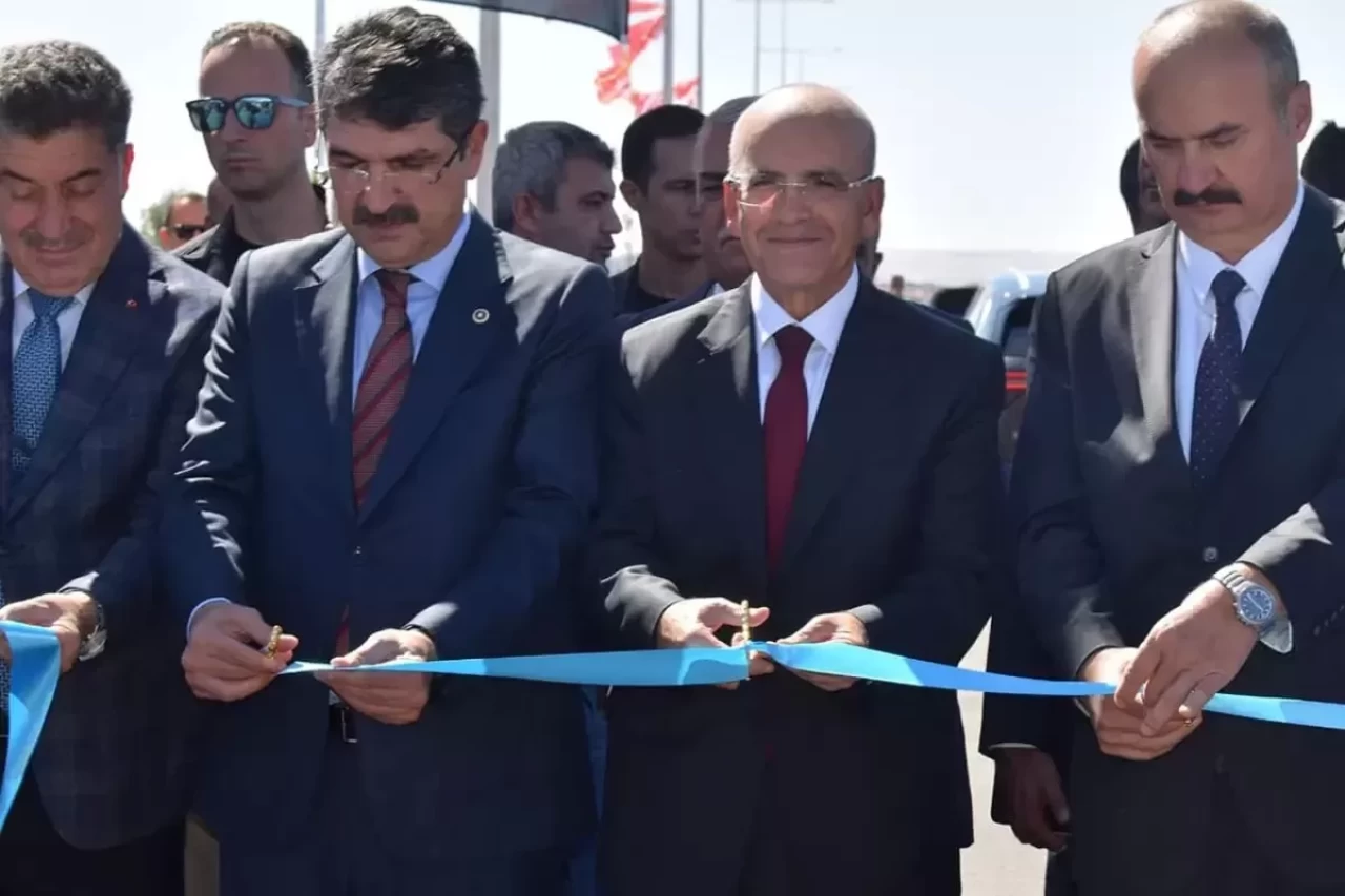 Bakan Şimşek: Batman Muhtemelen Büyükşehir Olacak
