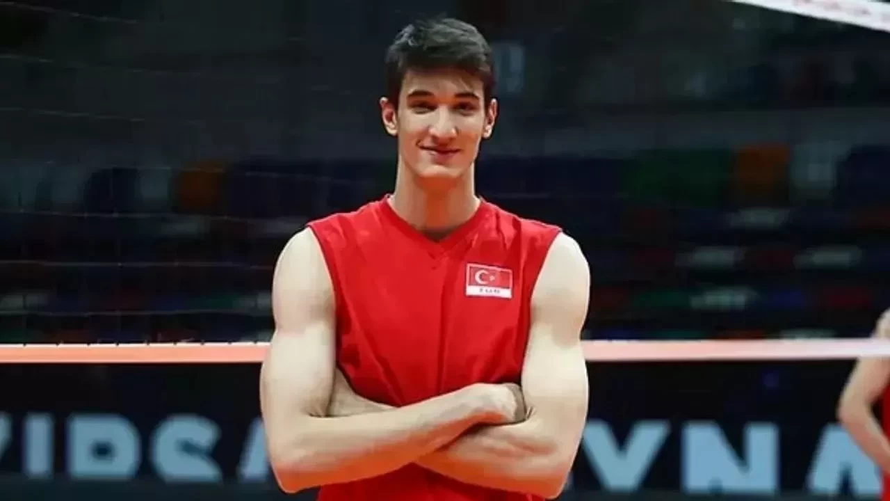 Hollanda'yı Yıktı! Efe Mandıracı Kimdir? Kaç Yaşında?