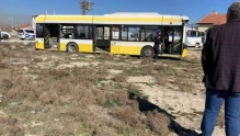 Konya'da belediye otobüsü ile öğrenci servisi çarpıştı: 17 kişi yaralandı