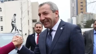 Ankara'da Cumhuriyetçi Milletin Partisi'nin Kuruluş Dilekçesi İçişleri Bakanlığı'na Teslim Edildi