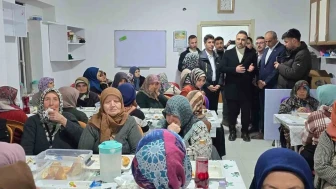 Samsun'un kızılkese mahallesi'nde iftar geleneği evlerde değil ortak sofralarda yapılıyor