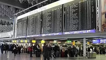 Münih Havalimanı'ndaki iklim ablukası sonrasında çok sayıda tutuklama