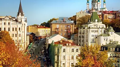 Putin'in Füze Selamı NATO'yu Gerdi, Kiev'de Kriz Derinleşti.