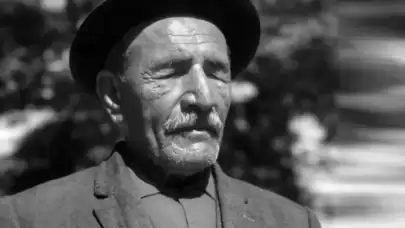 Aşık Veysel Hakkında Merak Edilenler: Hayatı, Kökeni ve Eşi!