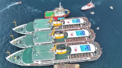 Binlerce Yüzücü 37. Boğaziçi Kıtalararası Yüzme Yarışı’nda Kıtaları Birleştirdi