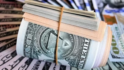 Rusya'da Döviz Satma Zorunluluğu İptal Edildi