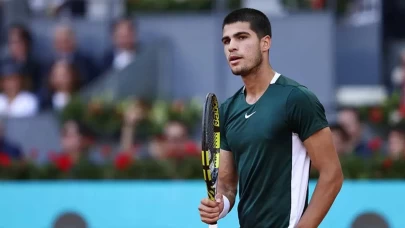 ABD Açık'ta Alcaraz, Djokovic'i Geçerek Finale Yükseldi