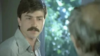 Yeşilçam'ın Efsanesinden Korkutan Haber: Hastaneye Kaldırıldı