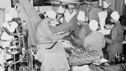 Ilk kalp nakli 1967 yılında gerçekleştirildi: tıp tarihinin dönüm noktası