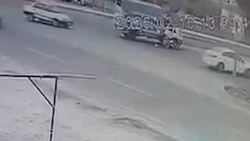 Diyarbakır'da motosikletin kamyonete çarpması sonucu meydana gelen feci kaza nasıl gerçekleşti?