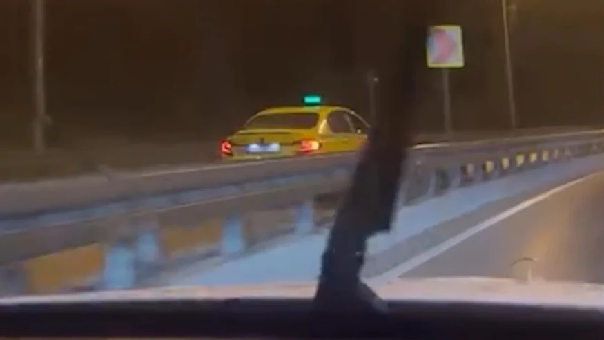 Ataşehir'de Ters Şeritte İlerleyen Taksici, Trafik Güvenliğini Tehlikeye Attı mı?